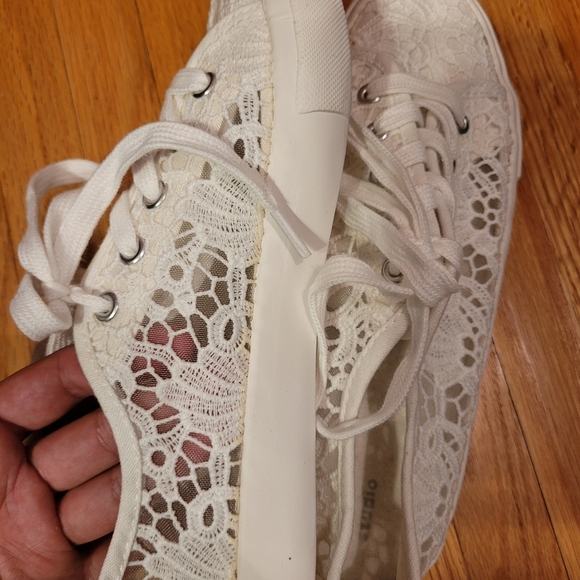 White Lace Sneakers - Picture 3 of 3